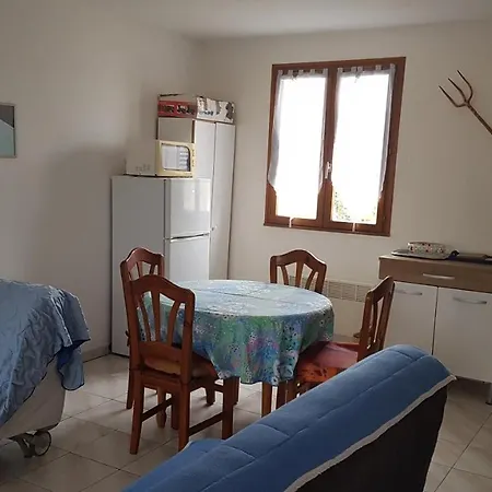 1 Etage 4 Personnes Apartament *
